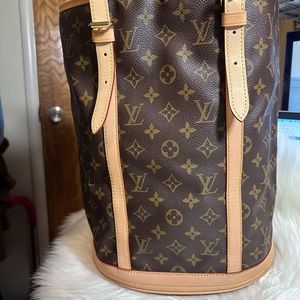 Louis Vuitton GM Bucket Bag（Large）